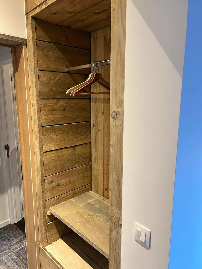 Appartement Prachtige In Centrum Met Badkamer ! *