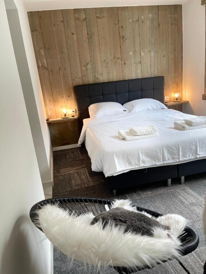 Prachtige In Centrum Met Badkamer ! * Bruges